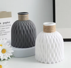 Echo Wave vase