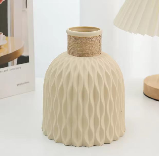 Echo Wave vase