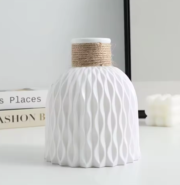 Echo Wave vase