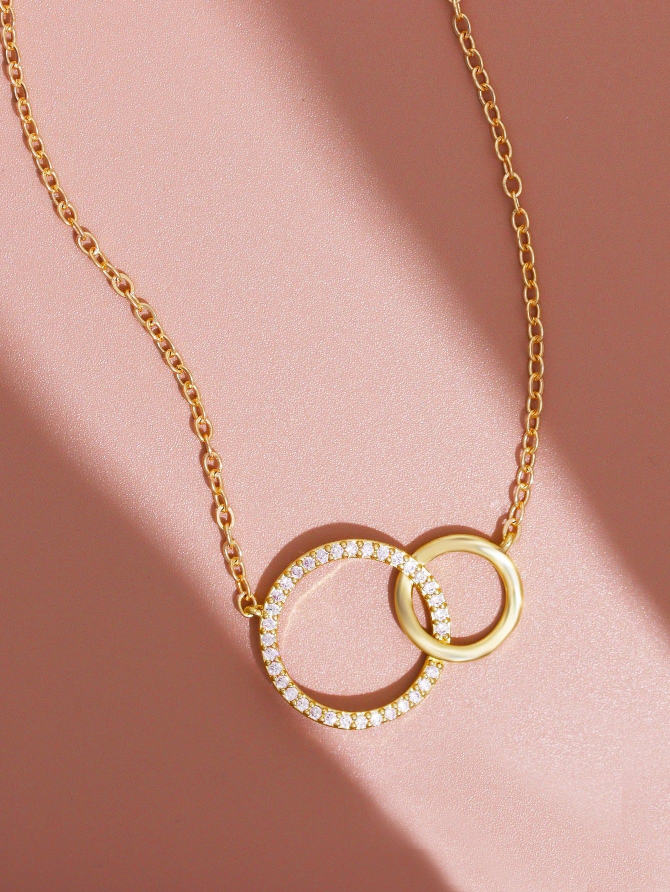 Luna Link Necklace